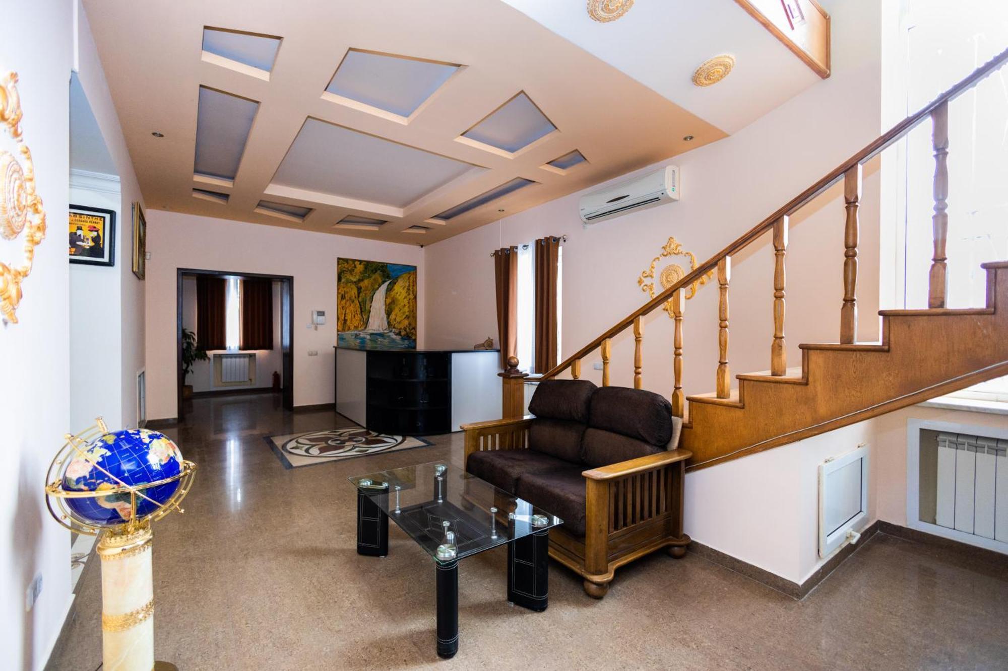 Yan Hotel Erevan Exterior foto